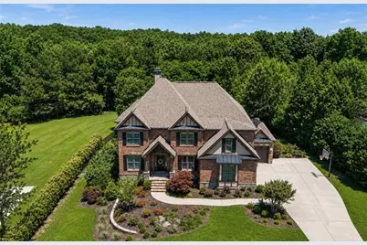 4526 Meadowland Way, Flowery Branch, GA 30542 - Photo 2