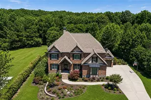 4526 Meadowland Way, Flowery Branch, GA 30542 - Photo 2