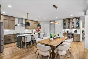 4526 Meadowland Way, Flowery Branch, GA 30542 - Photo 8