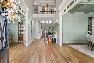 4526 Meadowland Way, Flowery Branch, GA 30542 - Photo 4