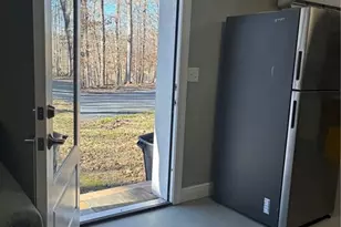 6158 Suwanee Dam Rd, Sugar Hill, GA 30518 - Photo 4