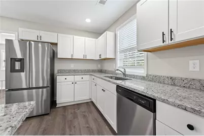 261 Lagrange Street, Newnan, GA 30263 - Photo 6