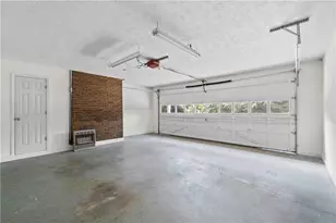 334 Bridgewood Dr SE, Conyers, GA 30094 - Photo 26