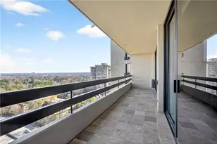 2660 Peachtree Rd NW, Atlanta, GA 30305 - Photo 16