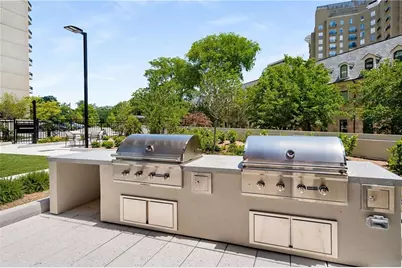 2660 Peachtree Road NW #19F, Atlanta, GA 30305 - Photo 32