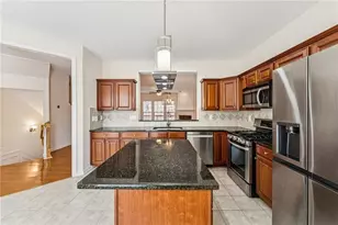 2467 Bridlewood Dr SE, Atlanta, GA 30339 - Photo 4