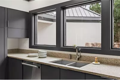 5775 Winterthur Lane NW, Sandy Springs, GA 30328 - Photo 22