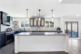 1114 Empire Cir, Lawrenceville, GA 30044 - Photo 10