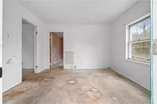 2524 Gordon Circle SE, Smyrna, GA 30080 - Photo 8