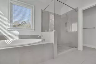 10055 River Rock Dr, Roswell, GA 30076 - Photo 8