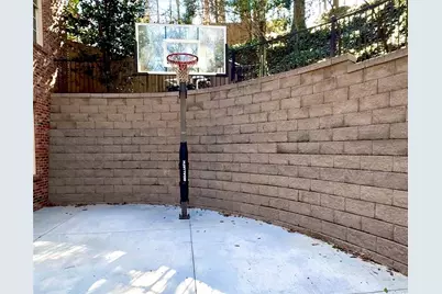 4441 Rebel Valley View SE, Atlanta, GA 30339 - Photo 8