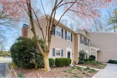 1750 Clairmont Road #4, Decatur, GA 30033 - Photo 2