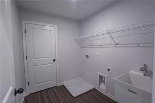 4416 Buttonwood Ln, Lilburn, GA 30047 - Photo 34