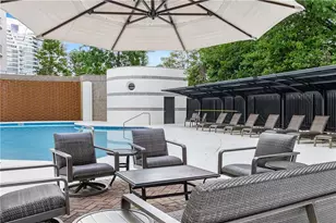 750 Park Ave NE, Atlanta, GA 30326 - Photo 34