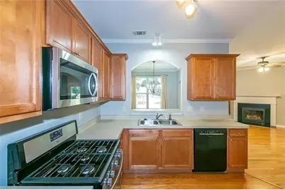 127 Sunset Lane #127, Woodstock, GA 30189 - Photo 4