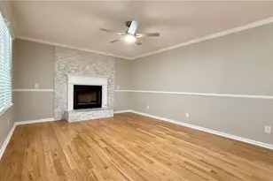 1735 Ridgefield Dr, Roswell, GA 30075 - Photo 14