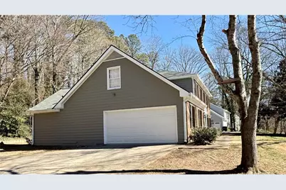 1735 Ridgefield Drive, Roswell, GA 30075 - Photo 6
