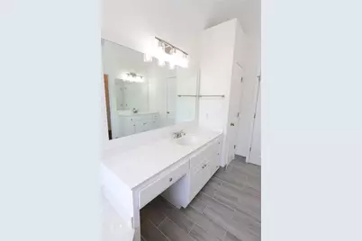 1056 Oak Hollow Court, Lawrenceville, GA 30043 - Photo 14