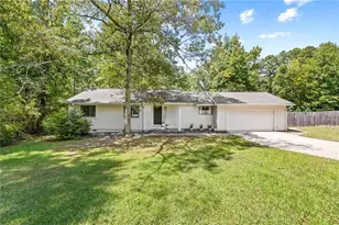 2967 Harold Dean Dr, Marietta, GA 30066 - Photo 2