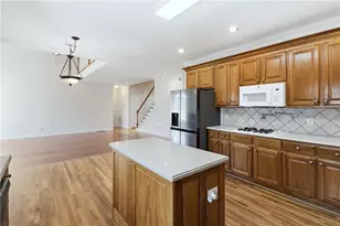 3805 Jones Creek Dr, Buford, GA 30519 - Photo 20