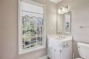 5189 Hidden Branches Cir, Dunwoody, GA 30338 - Photo 22