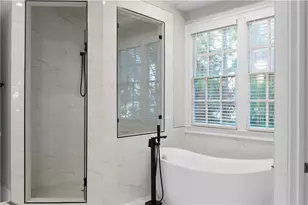 980 Fenimore Cir, Sandy Springs, GA 30350 - Photo 32