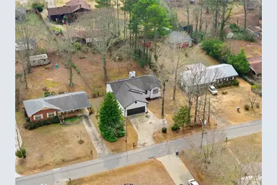 323 Lumpkin Street, Winder, GA 30680 - Photo 28