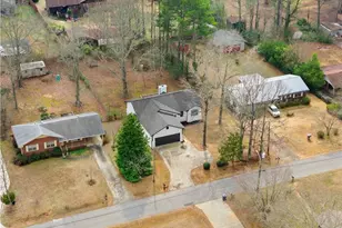 323 Lumpkin St, Winder, GA 30680 - Photo 28