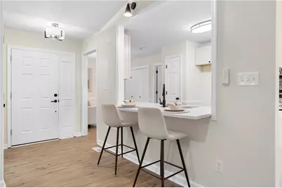 323 Lumpkin Street, Winder, GA 30680 - Photo 8