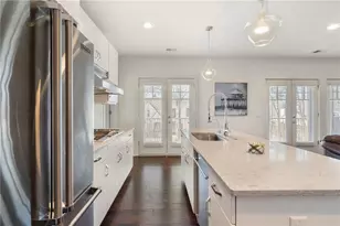 301 Canton Wy, Roswell, GA 30075 - Photo 22