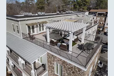 301 Canton Way, Roswell, GA 30075 - Photo 2