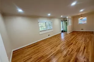 1648 Hammond Woods Cir SW, Marietta, GA 30008 - Photo 10