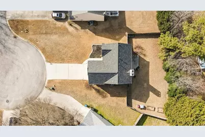 900 Underhill Court, Sugar Hill, GA 30518 - Photo 2