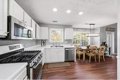 900 Underhill Court, Sugar Hill, GA 30518 - Photo 8