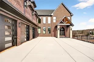 403 Thunder Rd, Buford, GA 30518 - Photo 4