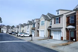 1939 Durwood Ln, Duluth, GA 30096 - Photo 2