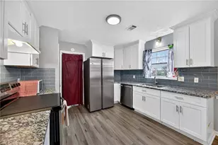 994 Bramwell Ln, Stone Mountain, GA 30083 - Photo 12