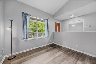 994 Bramwell Ln, Stone Mountain, GA 30083 - Photo 4