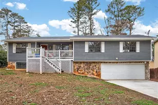 994 Bramwell Ln, Stone Mountain, GA 30083 - Photo 1