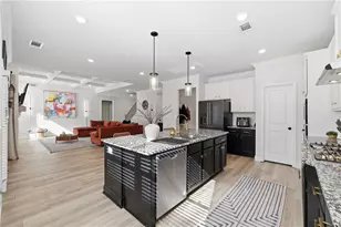 615 Henson Farm Dr, Loganville, GA 30052 - Photo 10