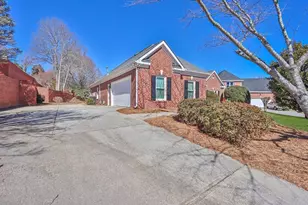 1040 Lewis Ridge Cir, Lawrenceville, GA 30045 - Photo 40