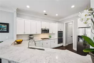 647 E Ave NE, Atlanta, GA 30312 - Photo 16