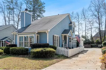 1051 Club Place NE, Brookhaven, GA 30319 - Photo 2