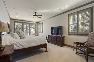 6402 Lakeview Dr, Buford, GA 30518 - Photo 20