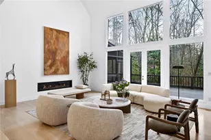 230 N Chambord Dr NW, Atlanta, GA 30327 - Photo 6