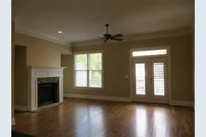 131 W Ridge Way, Roswell, GA 30076 - Photo 4