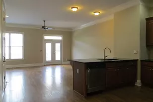 131 W Ridge Way, Roswell, GA 30076 - Photo 2