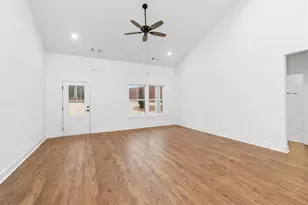 118 Henson Dr, Monroe, GA 30655 - Photo 6