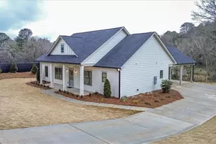 118 Henson Dr, Monroe, GA 30655 - Photo 2
