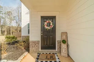 597 Bentwater Wy, Hoschton, GA 30548 - Photo 4